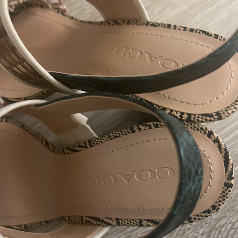 COACH SHOES - Picture 3 of 7